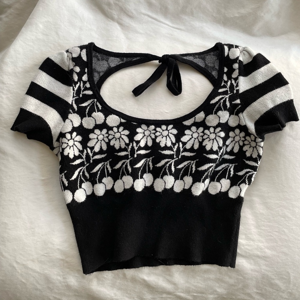 Maeve by Anthropologie Black and White Crop Sweater Blouse Size XXSP